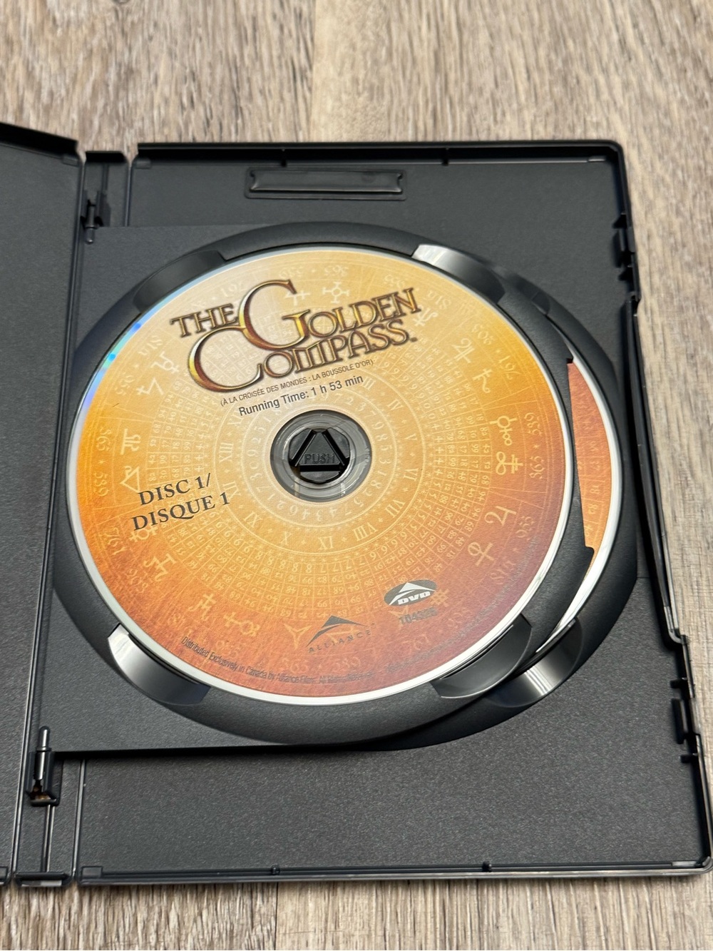 Golden Compass DVD Set - Picture 4 of 5